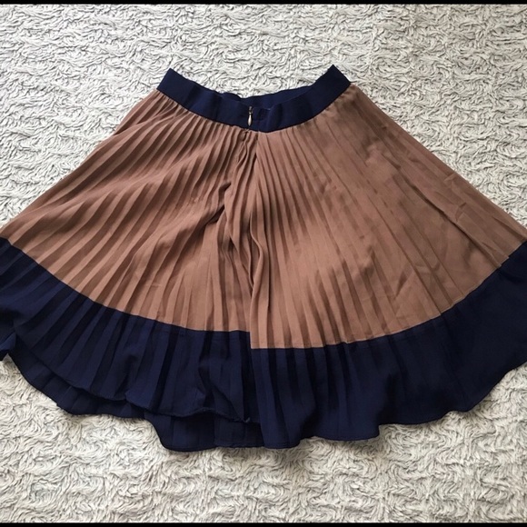 forever21 ruffle skirt - Picture 2 of 3